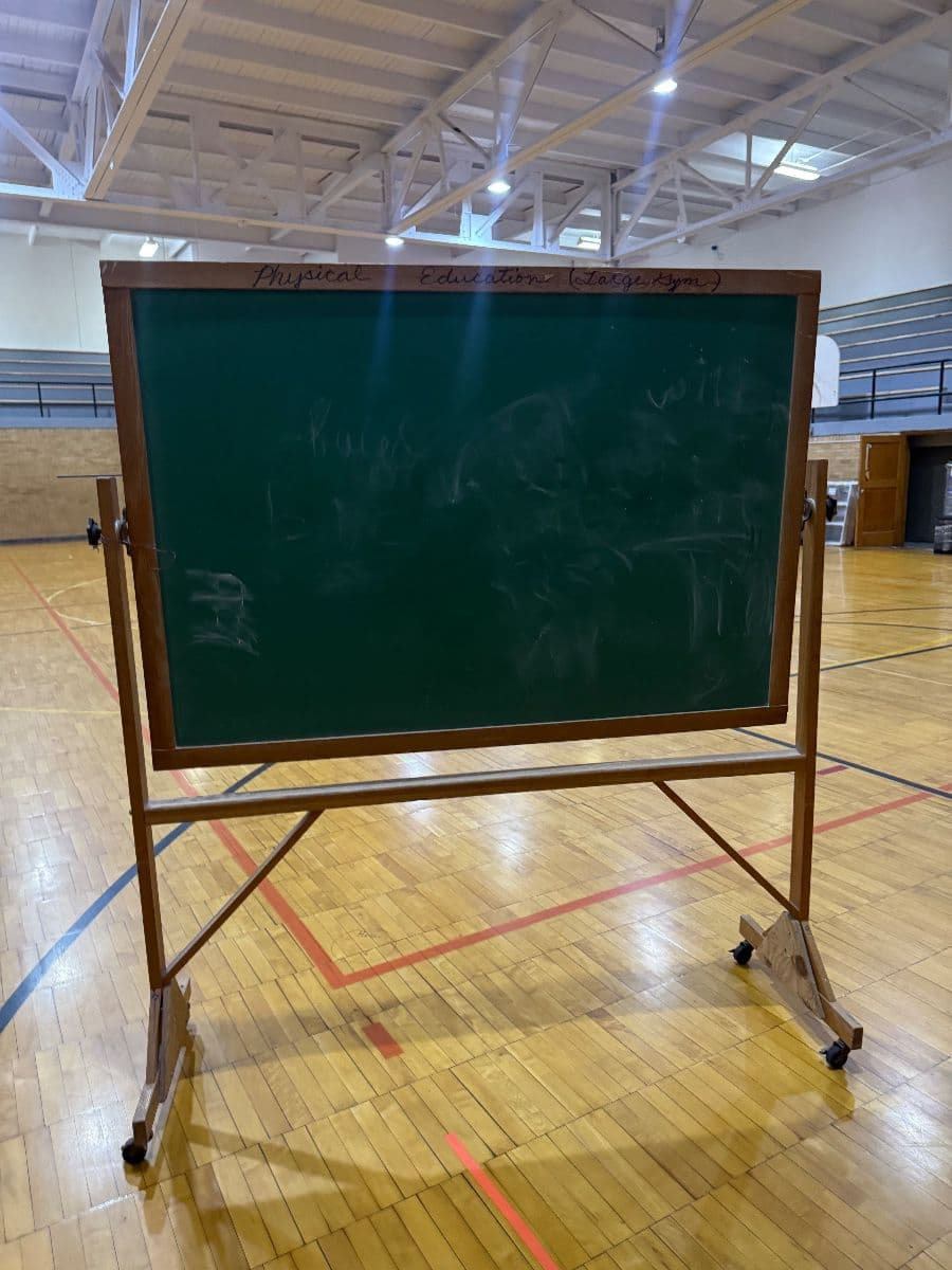 Moxie’s Historic Traverse City CENTRAL GRADE SCHOOL Liquidation Sale photo 7