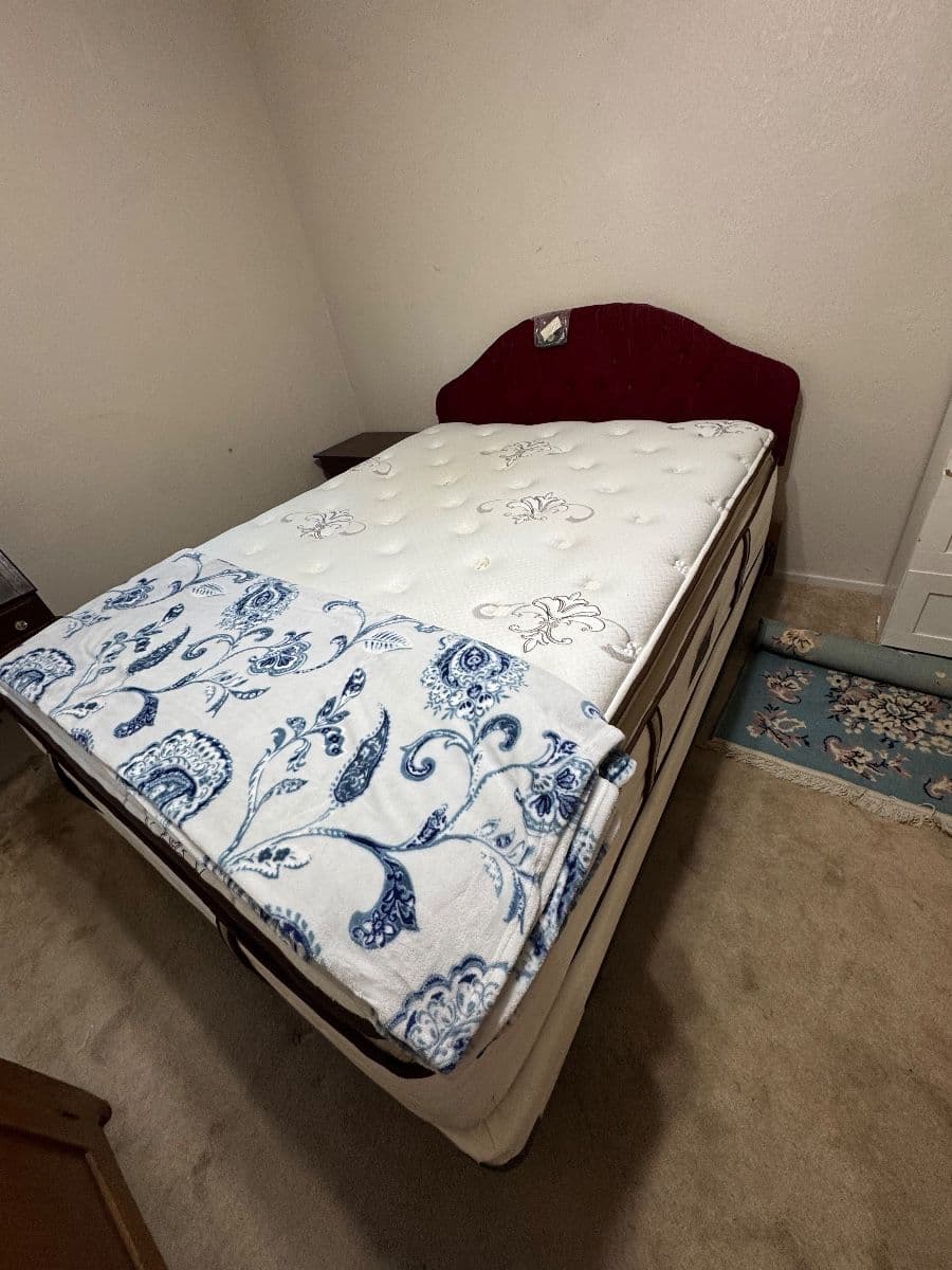 ~ 50%OFF ~ Collectibles, Fine China and Books In North Austin ! photo 9