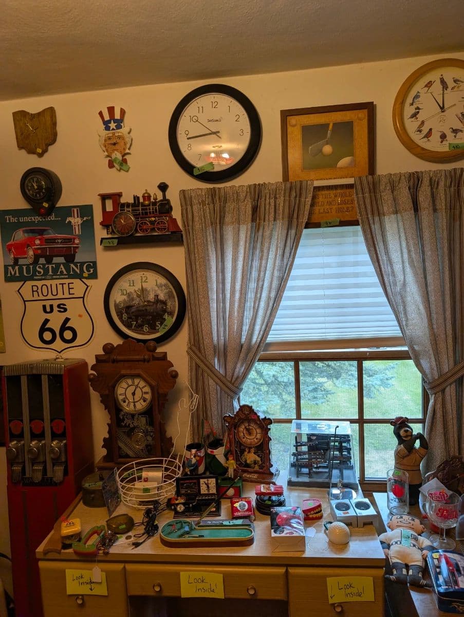 Karnes Estate Sale - ATARI, Vintage Toys, Clocks, Golf, Records, Holiday Decor photo 4