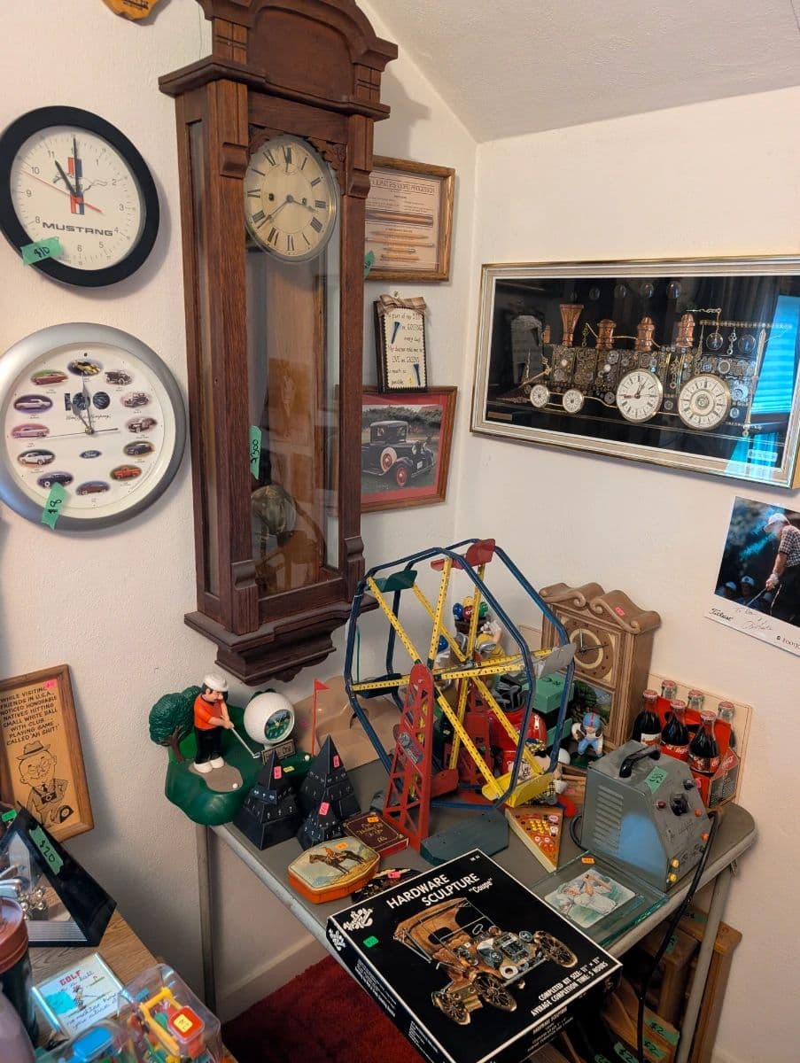 Karnes Estate Sale - ATARI, Vintage Toys, Clocks, Golf, Records, Holiday Decor photo 5