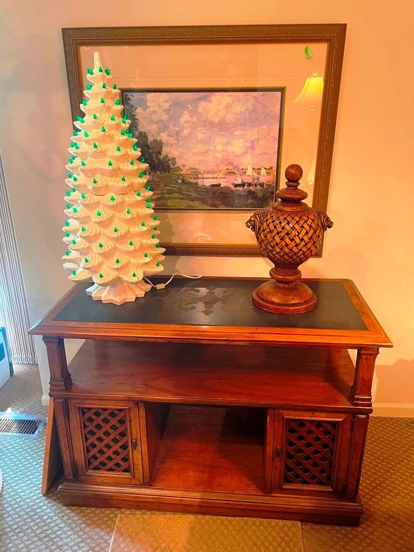 A Very Nice One Day Grand Blanc Estate Sale 8-15-26 photo 12