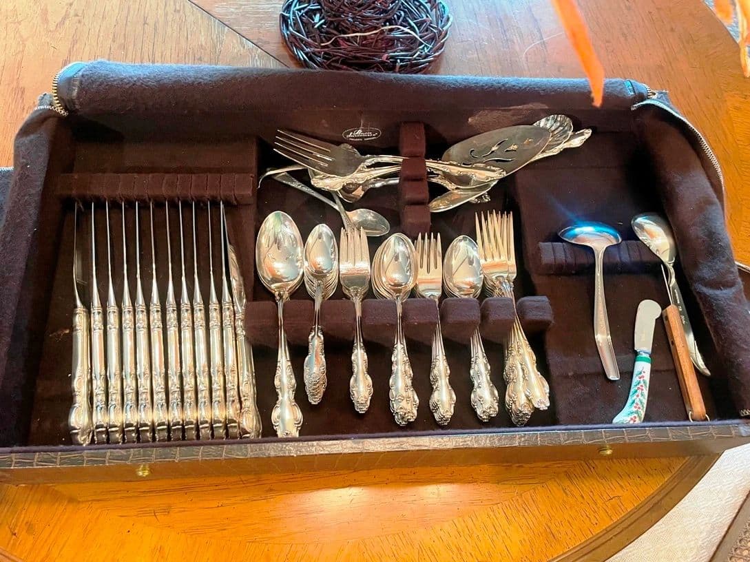 A Very Nice One Day Grand Blanc Estate Sale 8-15-26 photo 10