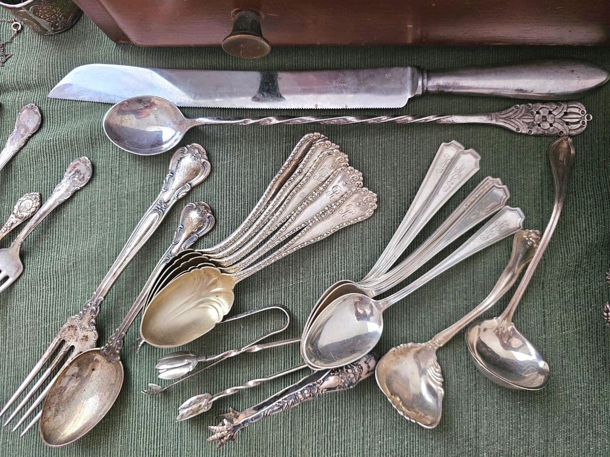 SALE BY HOLLY TAG SALE! TIFFANY JEWELRY & STERLING, HOOSIER CABINET, URANIUM GLASS, ALBUMS & MORE photo 10
