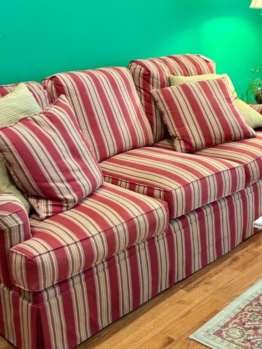 Fantastic Blue Moon: Furniture, Decor, Rugs, Purses, Clothing, Jewelry, Kitchen, Tools photo 2