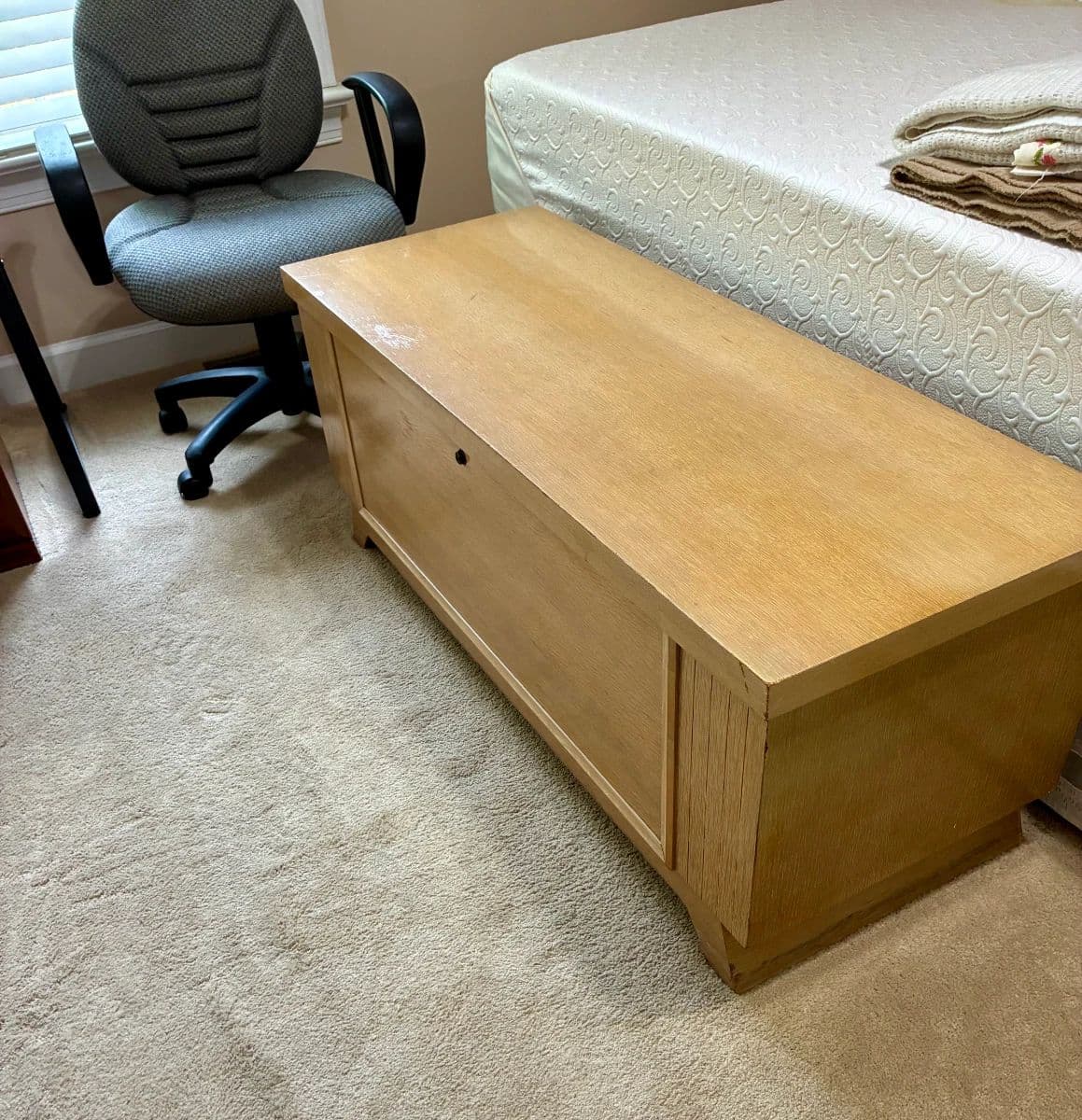 Fantastic Blue Moon: Furniture, Decor, Rugs, Purses, Clothing, Jewelry, Kitchen, Tools photo 9