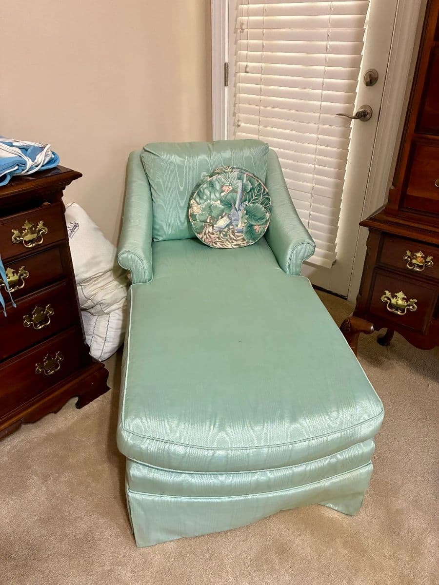 Fantastic Blue Moon: Furniture, Decor, Rugs, Purses, Clothing, Jewelry, Kitchen, Tools photo 12
