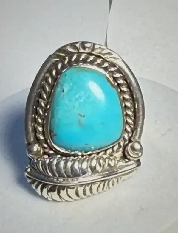 Vintage Jewelry Finds & Statement Pieces photo 3