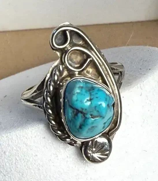 Vintage Jewelry Finds & Statement Pieces photo 10