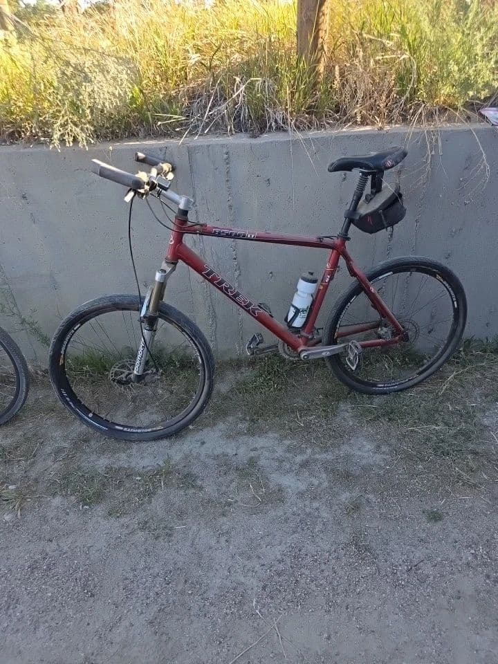 Small Estate Sale: ATV, Tools, Saddles, Vinyls & Much More! photo 6