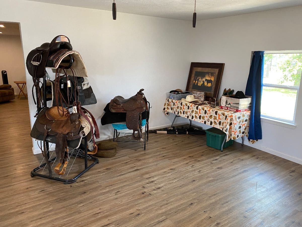 Collector’s Dream Estate Sale – Nintendo, PlayStation, Stetson, Apple Watches, Mahindra XTV & More! photo 10