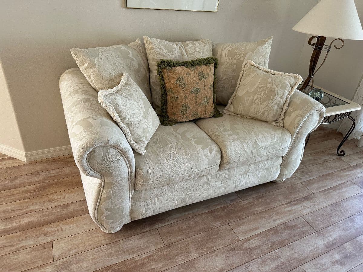 High End furnishings & Accessories photo 7