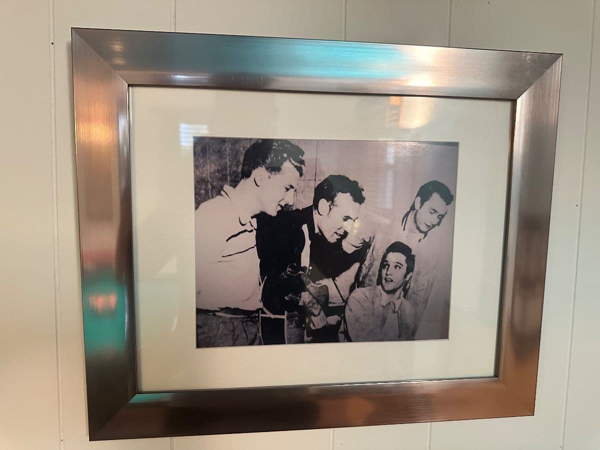 Merchant Traders-FULL HOUSE-Man Cave, Great Furniture, Advertising, Christmas, Disney. Darien photo 12