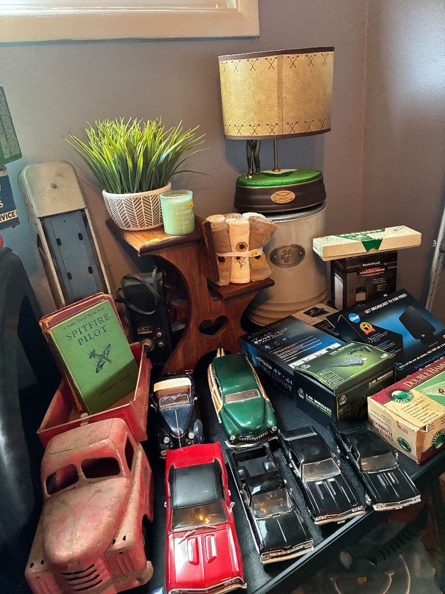 Tools, Toys, & Collectibles In Independence! photo 5