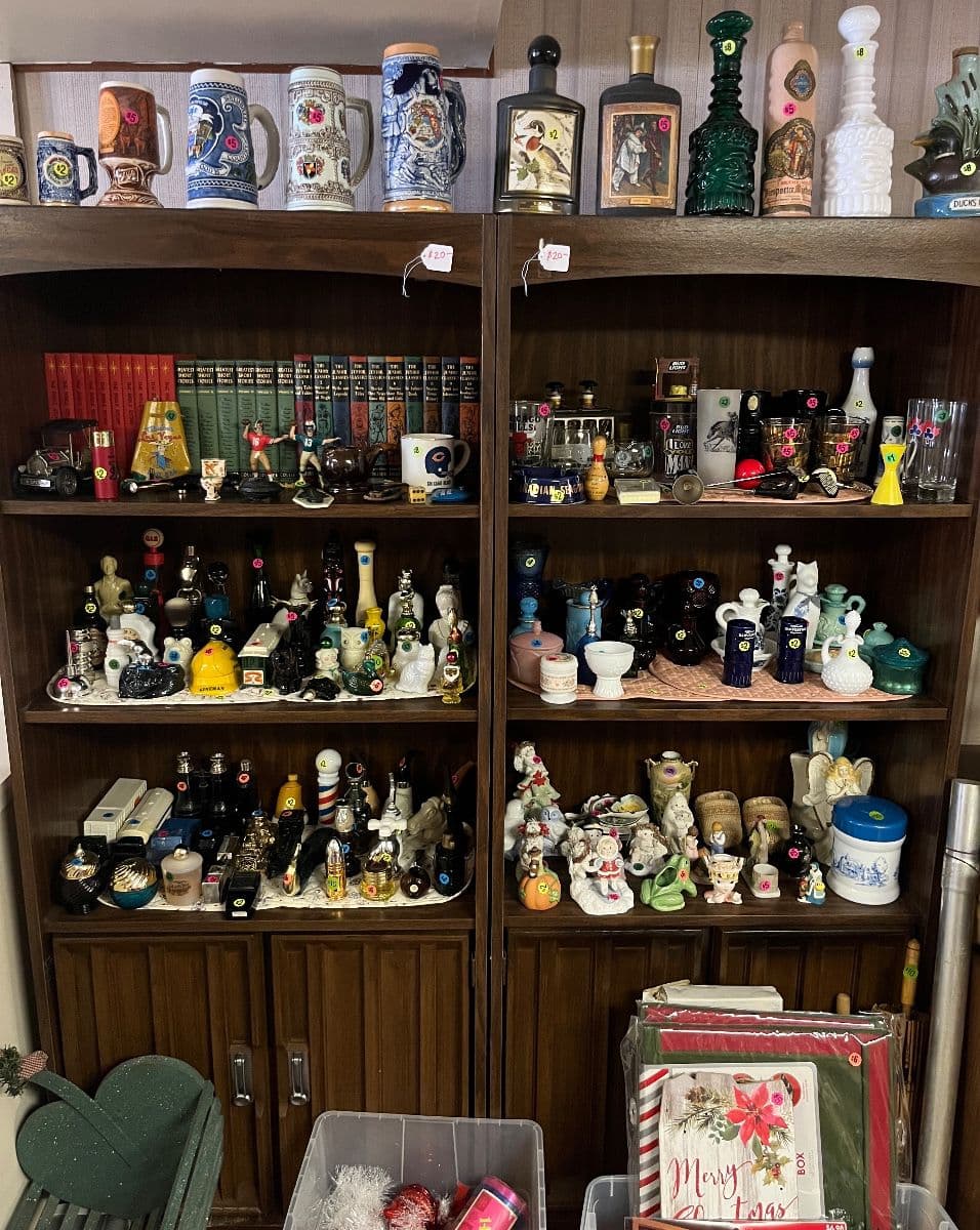 Bradley Estate Sale photo 12