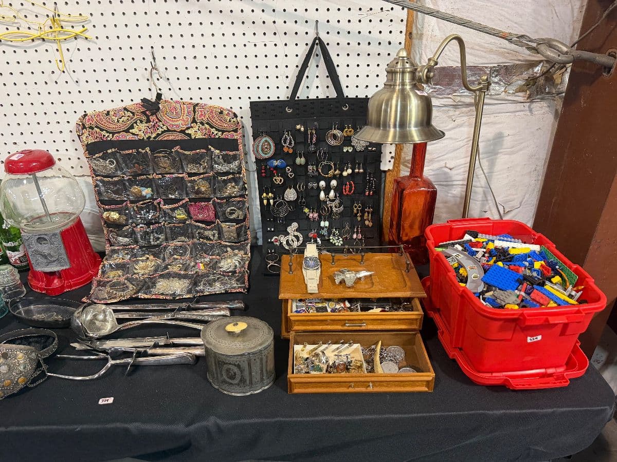 Really Nice Estate Auction photo 10