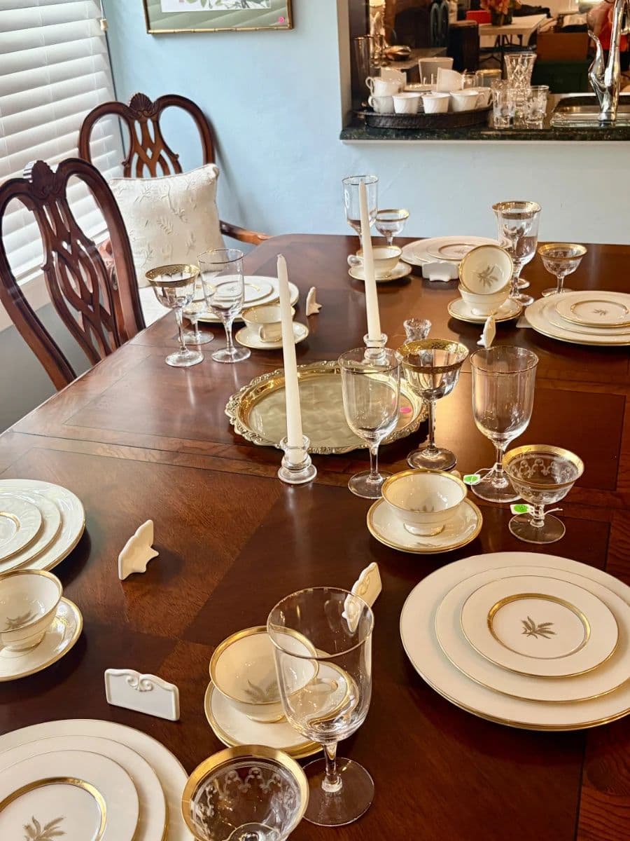 Sunday Discounts! Middle Plantation Estate Sale photo 8