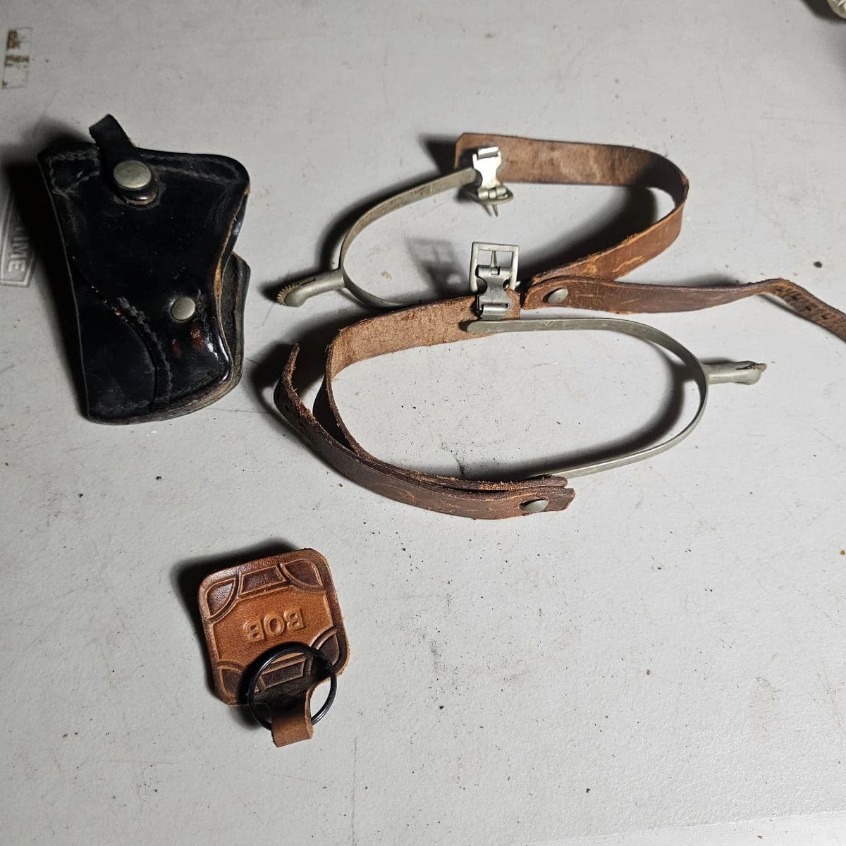 Palisades Park, NJ Estate Discovery Auction Antique Furniture, Brass, Collectibles & More! photo 4