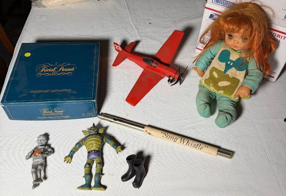 Palisades Park, NJ Estate Discovery Auction Antique Furniture, Brass, Collectibles & More! photo 3