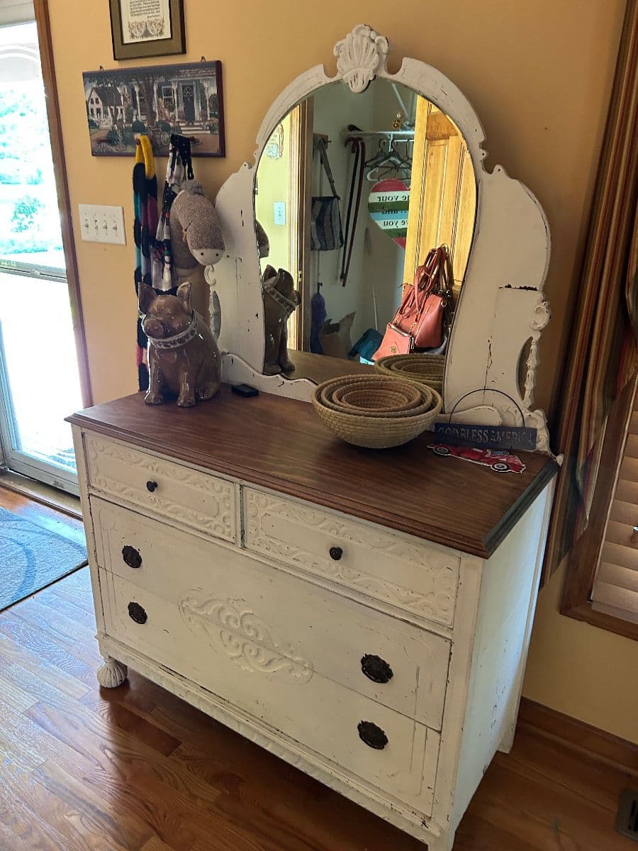 New Dates! Chesterton Estate Sale! The Ageless Treasure! photo 2