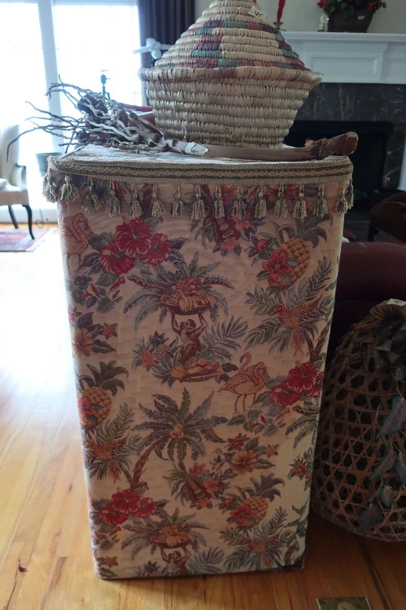 DIVINE FINDS ESTATE SALE IN FUREY PLANTATION photo 5