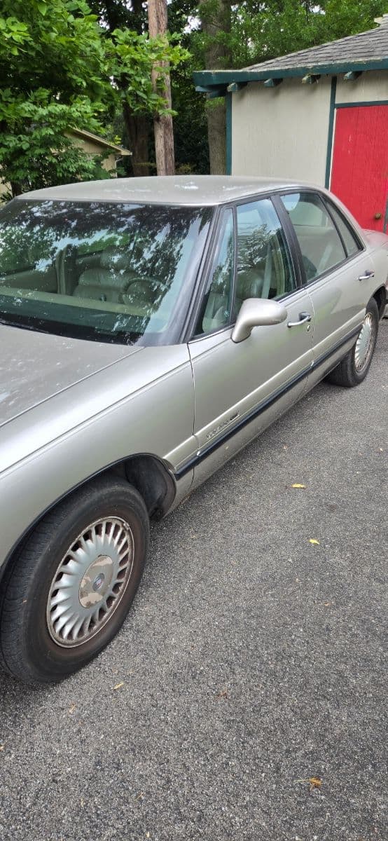 Time Capsule with Pristine Vintage Buick LaSabre photo 3